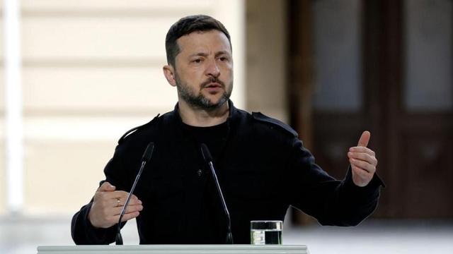 Zelensky orders over 3-fold increase in long-range drone strikes on Russia